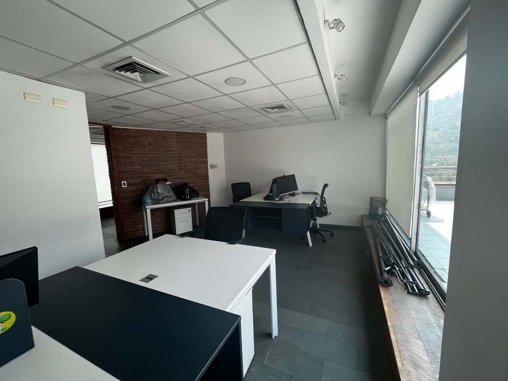 Venta Oficina Penthouse 107Mts | Ciudad Empresarial | Huechuraba